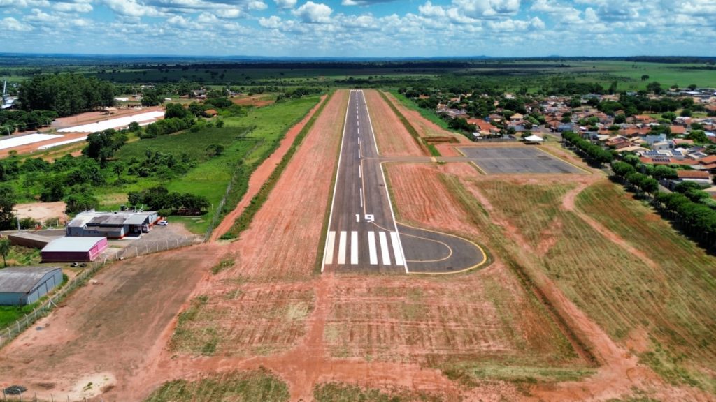 Melhorias na estrutura do ae´rodromo Municipal de Jarim